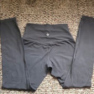 Lululemon Aligns II 25”!
